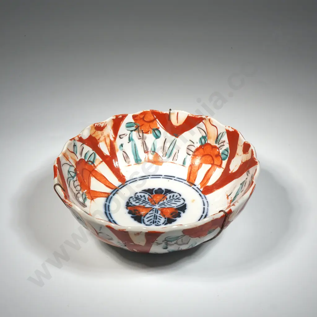 Antique Imari Bowl With Scalloped Edge & Mainly Rust Red Decoration. Marked "Classical Mingei C 1850 Image 1++