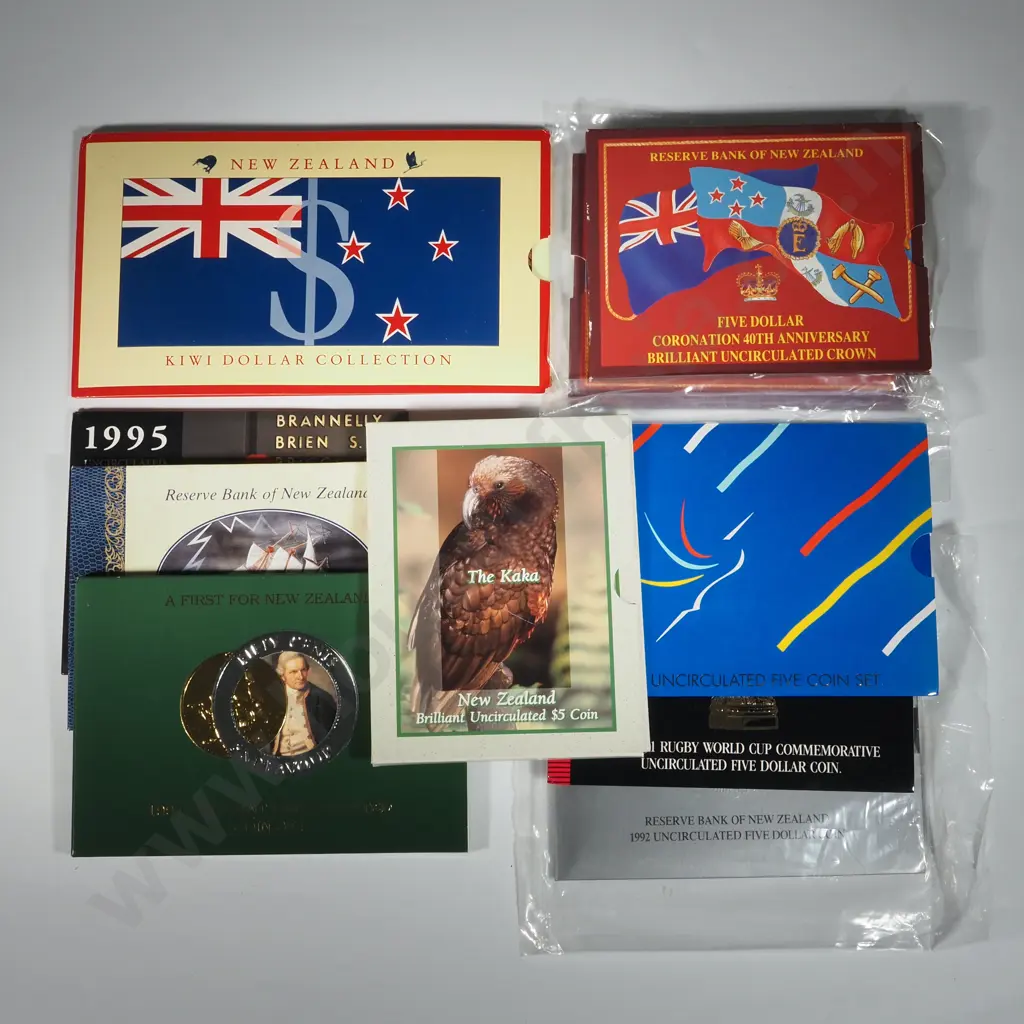 Ten New Zealand UNC Coin Sets  Image 1++