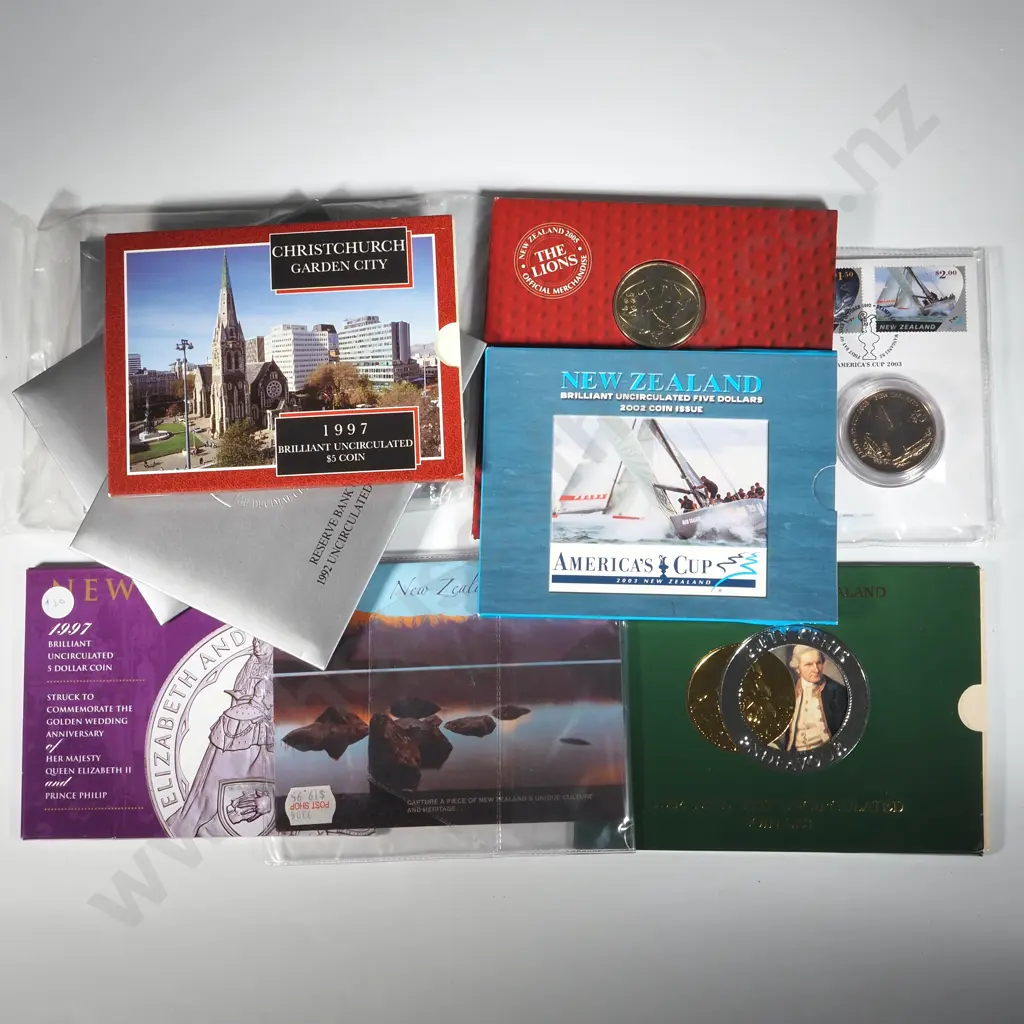 Ten New Zealand UNC Coin Sets  Image 1++