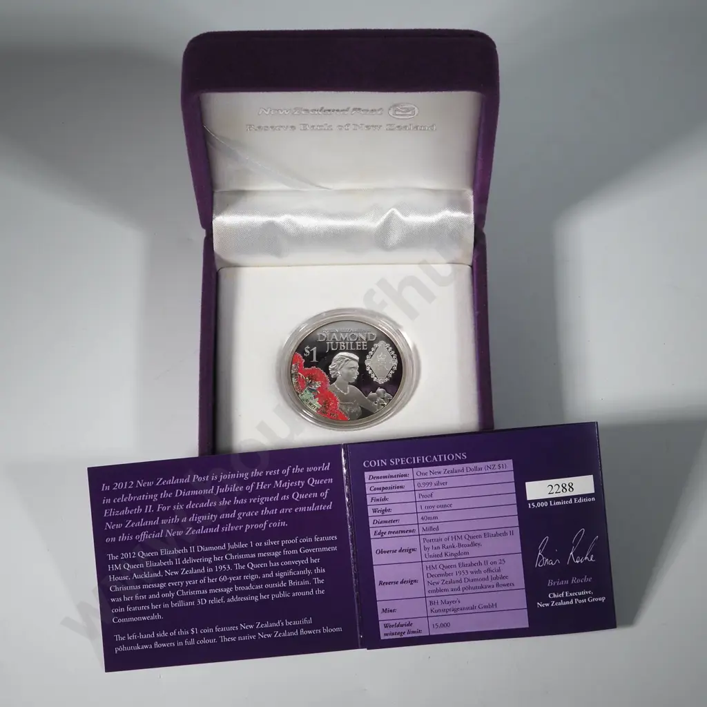 2012 Diamond Jubilee 1 Ounce Silver Coin	 Image 1++