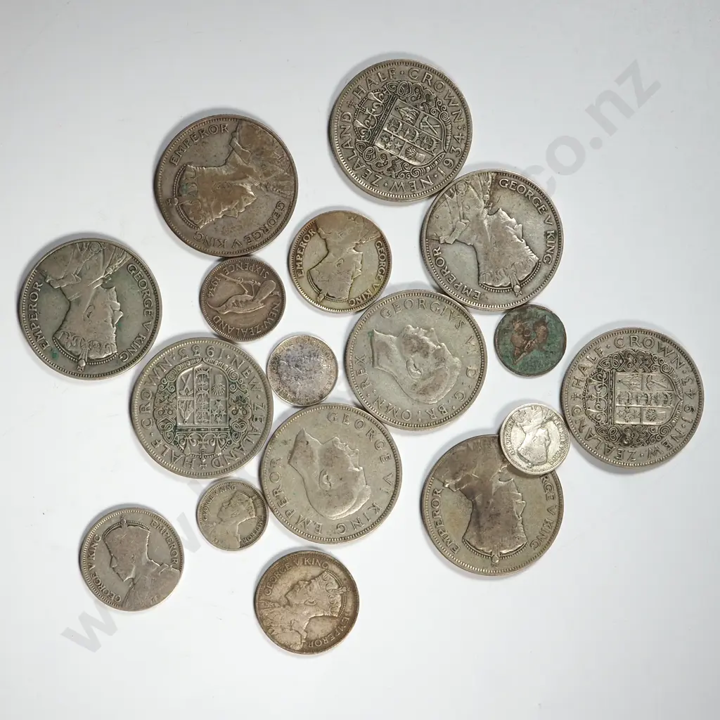 150.33 Grams of New Zealand 50% Silver Coinage  Image 1++