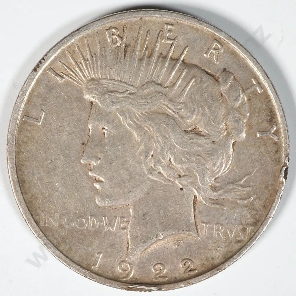 1922 United States of America Liberty Silver Dollar  Image 1++