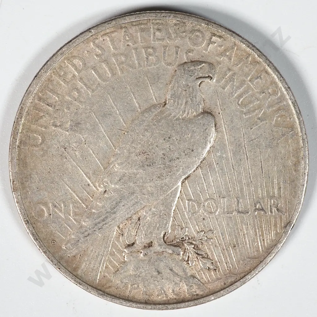 1922 United States of America Liberty Silver Dollar  Image 1++