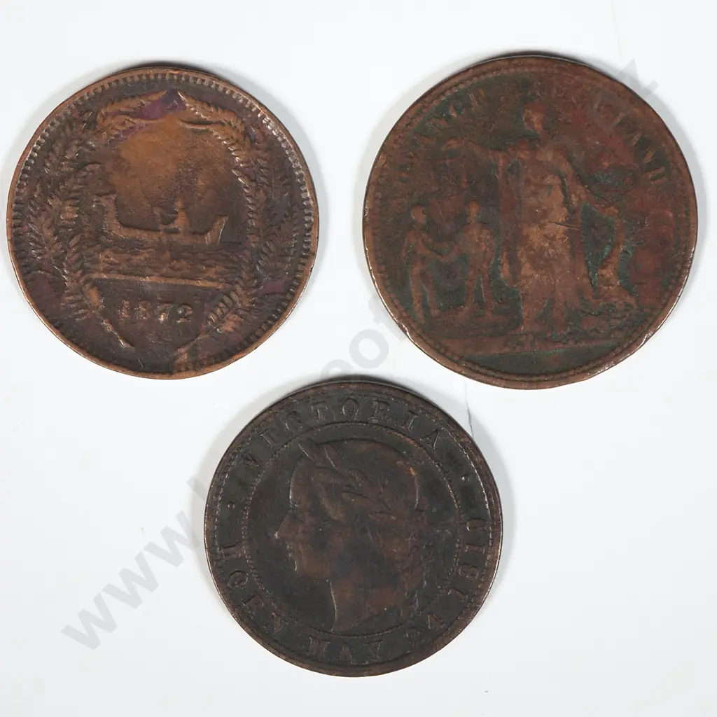 Three Antique New Zealand Penny Tokens  Image 1++