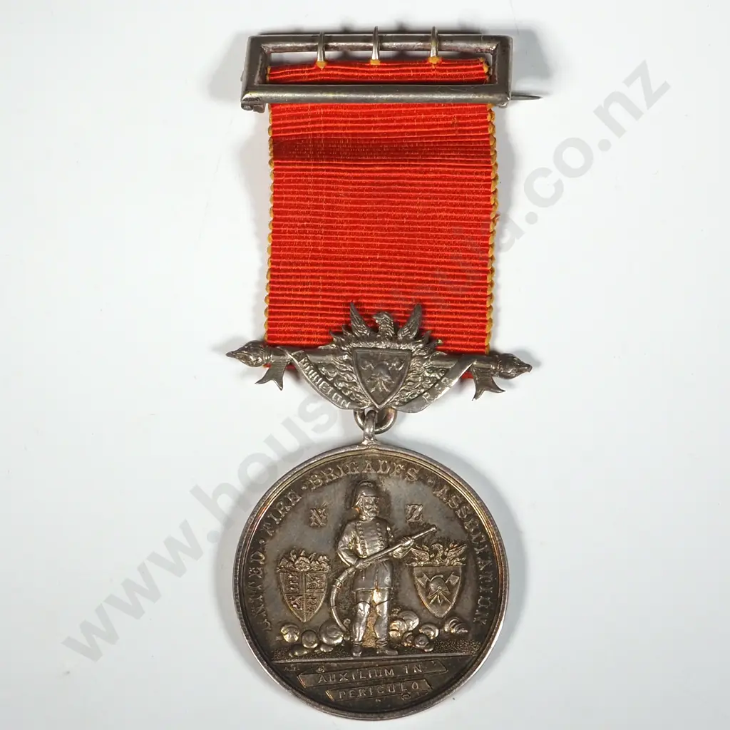1918 UFBA Medal to C D McCracken - NZ Government - 42.19 Grams Image 1++