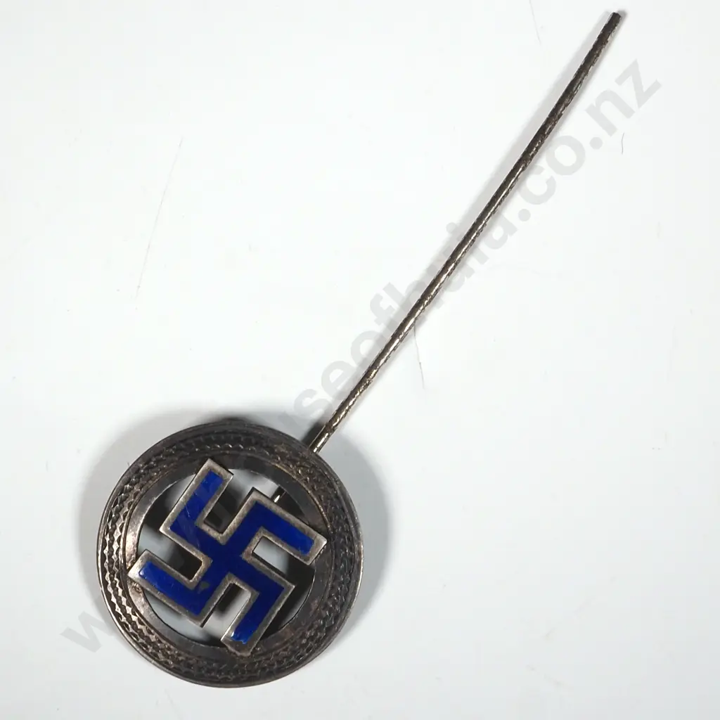 Sterling Silver & Enamel Indian Good Luck Symbol Image 1++