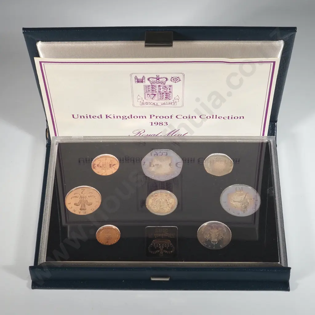 1983 United Kingdom Proof Coin Set  Image 1++