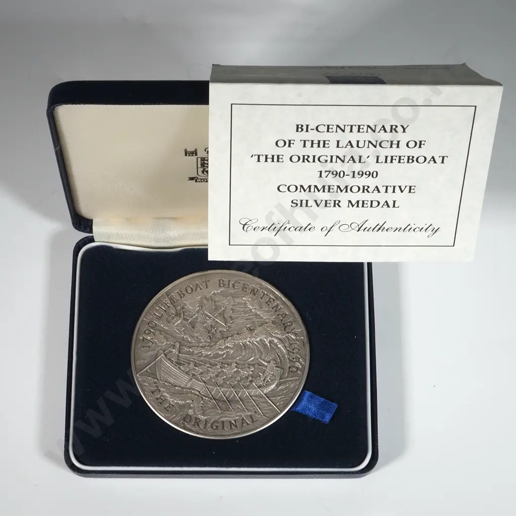 UK Cased 1990 Life Boat Centenary Silver medal - 152.2 Grams Sterling Silver  Image 1++