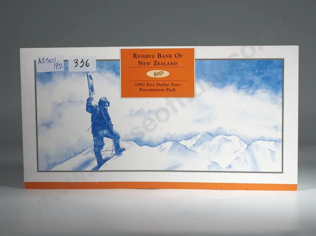 1992 Five Dollar Uncut Sheet of Four Presentation Pack  Image 1++