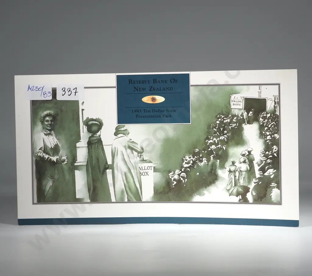 1993 Ten Dollar Uncut Sheet of Four Presentation Pack  Image 1++