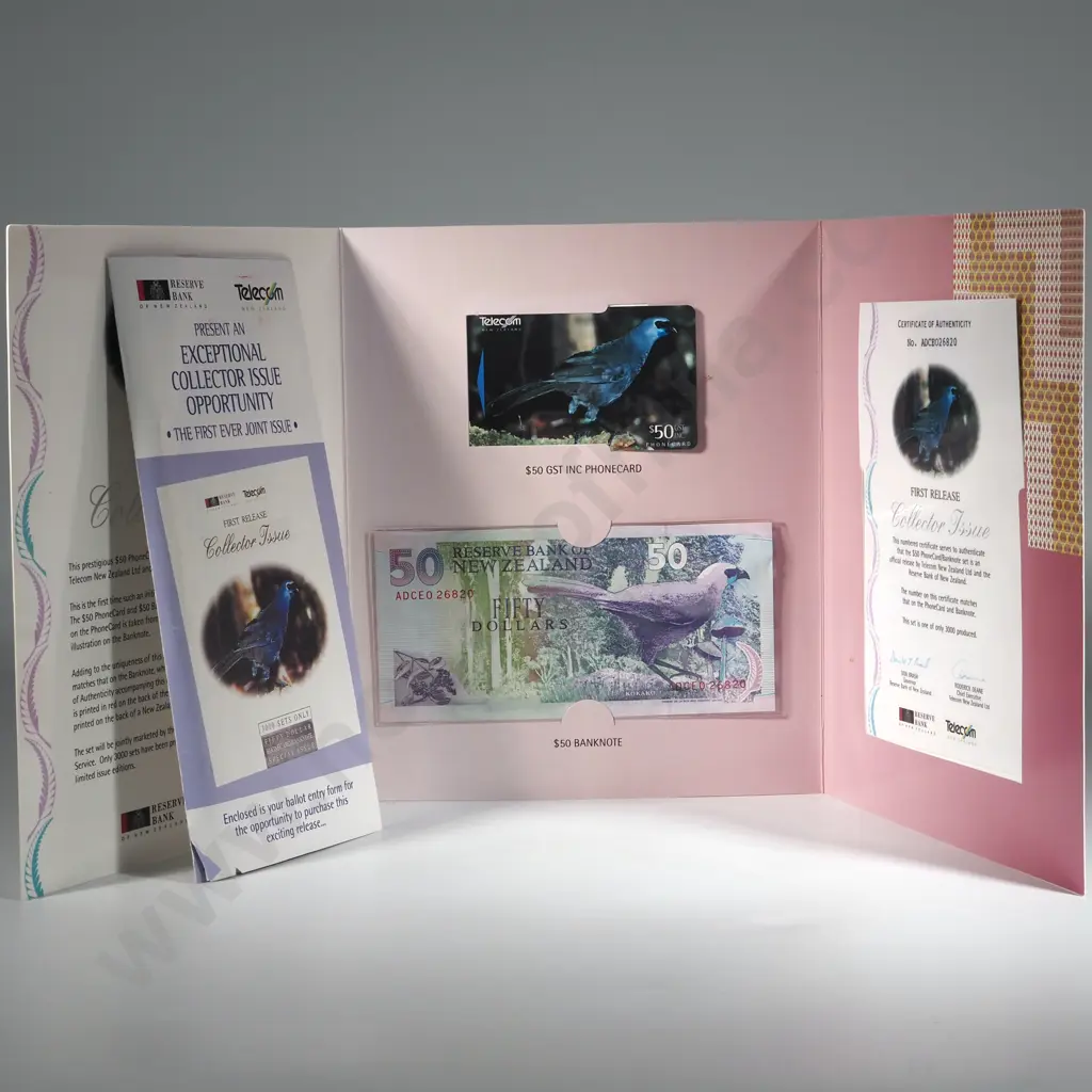 1995 Fifty Dollar Note & Fifty Dollar Phone Card Pack Image 1++