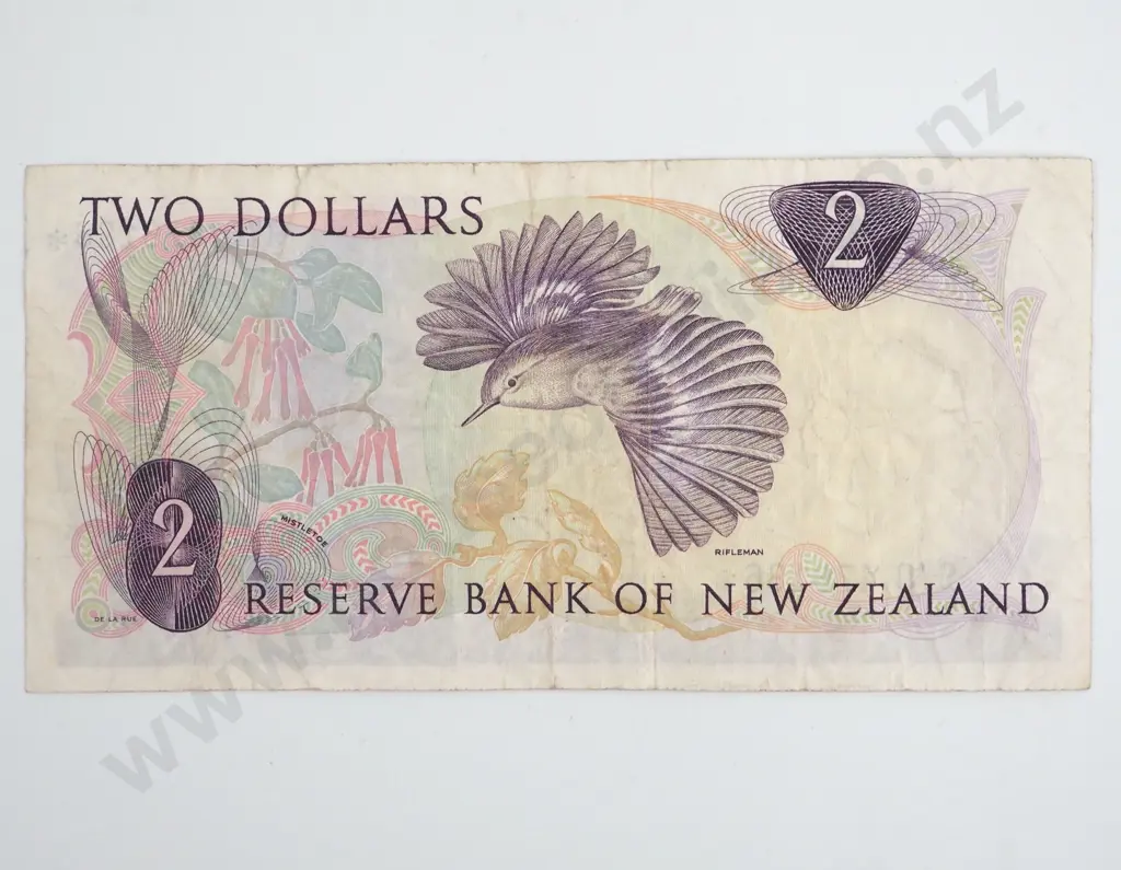 New Zealand Wilks Two Dollar Star Note 9Y0 Prefix Image 1++