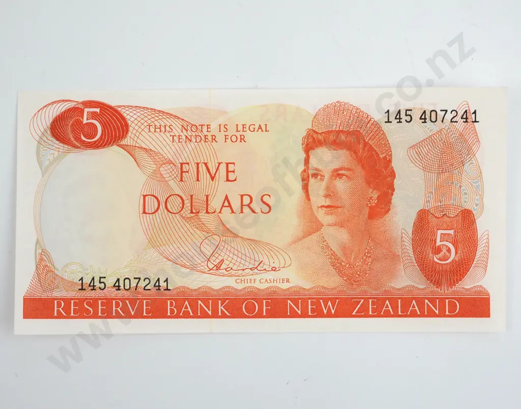 New Zealand Five Dollar Hardie Banknote AUNC  Image 1++