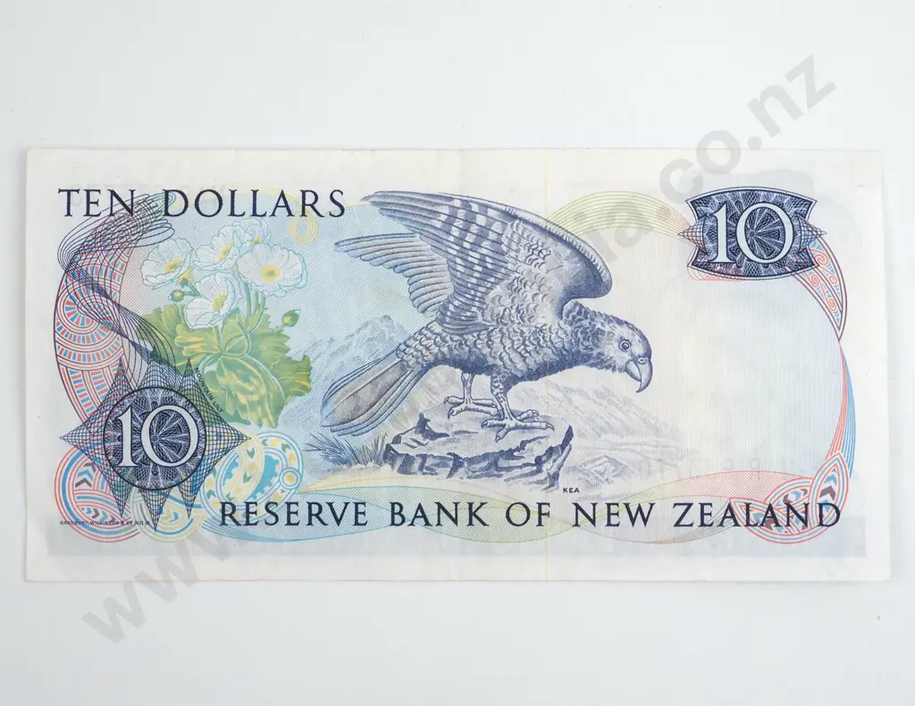 New Zealand Ten Dollar Hardie Banknote  Image 1++
