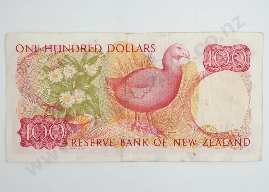 100 Dollar New Zealand Russell Banknote - First Prefix  Image 1++