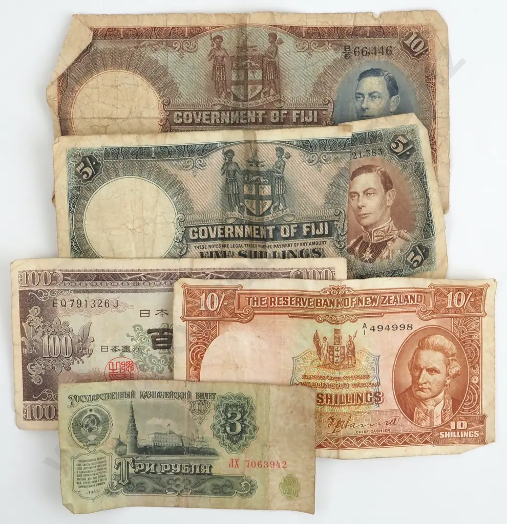 Assorted International Banknotes Incl Fiji 1951 Image 1++