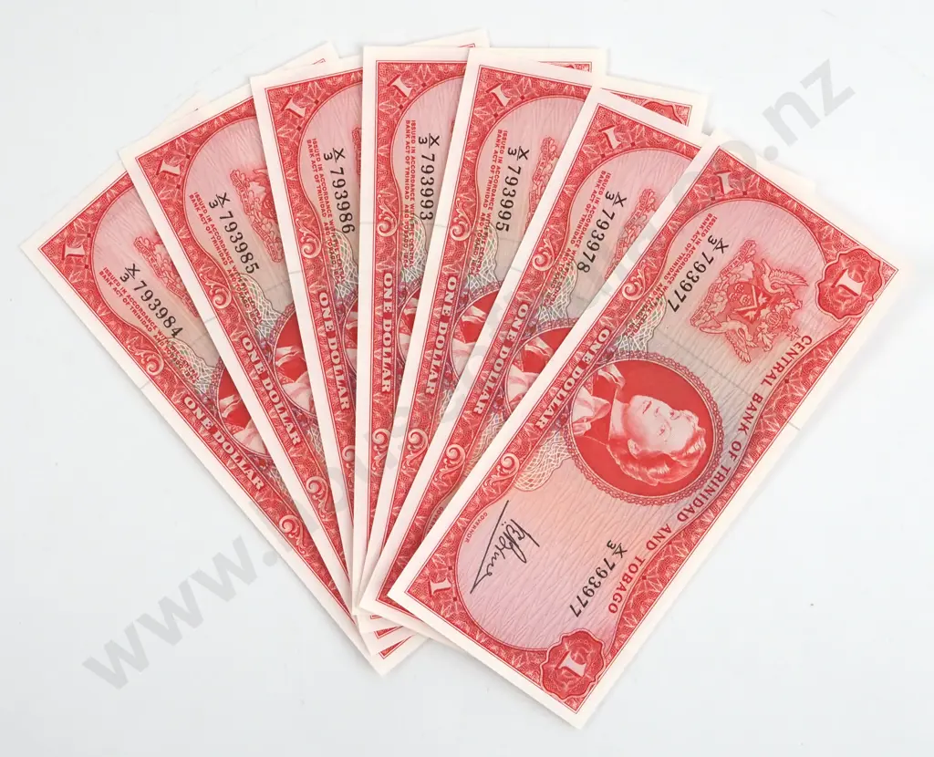 Seven Consecutive Trinidad & Tobago Banknotes AUNC  Image 1++
