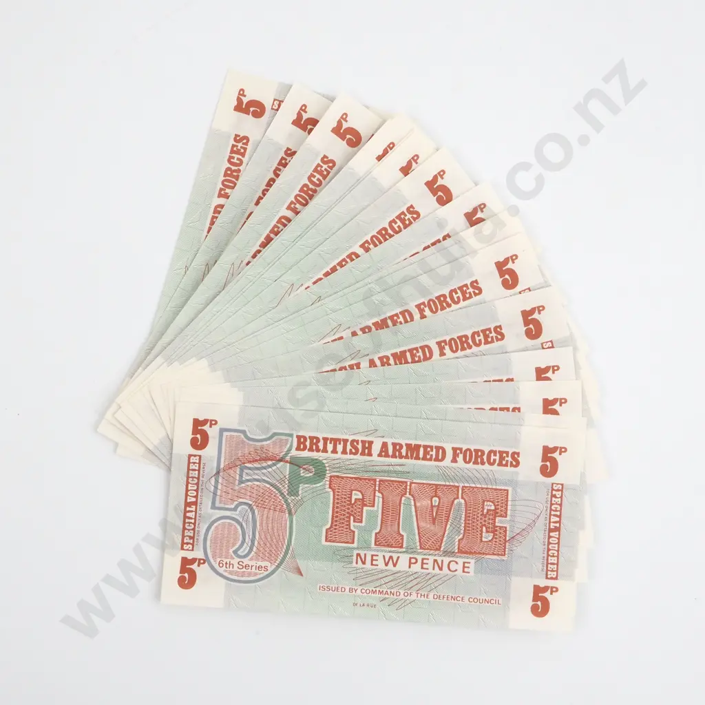 17 British Armed Forces Five Pence De La Rue Printed Banknotes - 6th Series  Image 1++