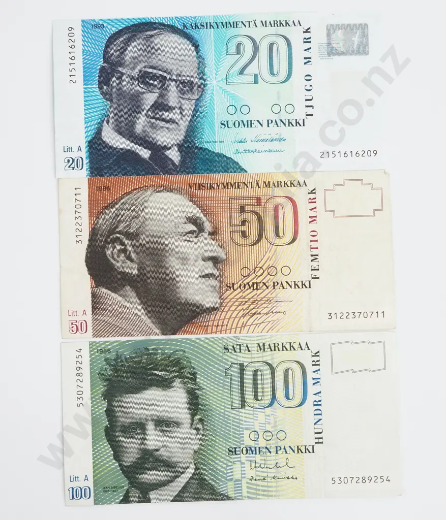 Two Finland Banknotes  Image 1++
