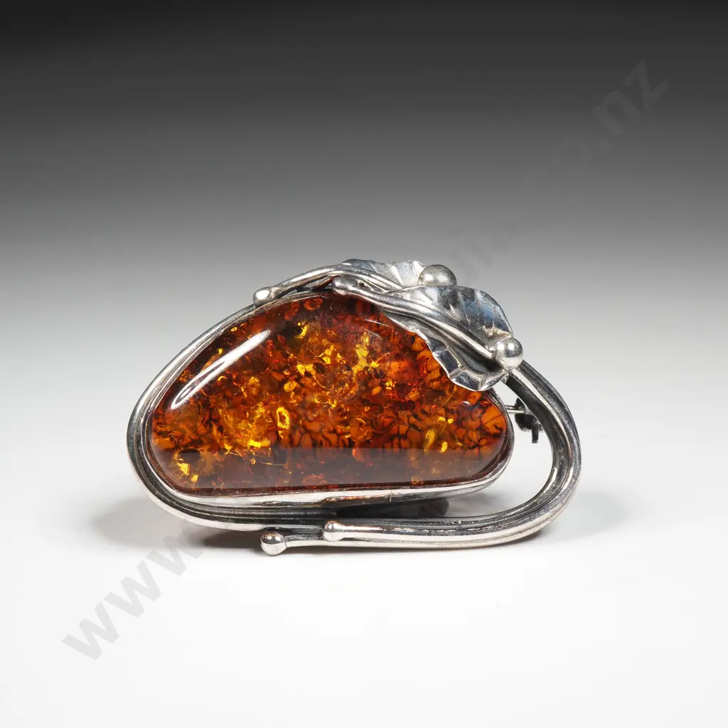 Sterling Silver Amber Brooch w Lily Embellishment Image 1++