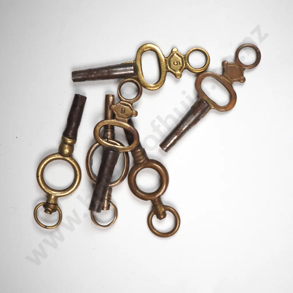 Six Assorted Antique Pocket Watch Keys Image 1++