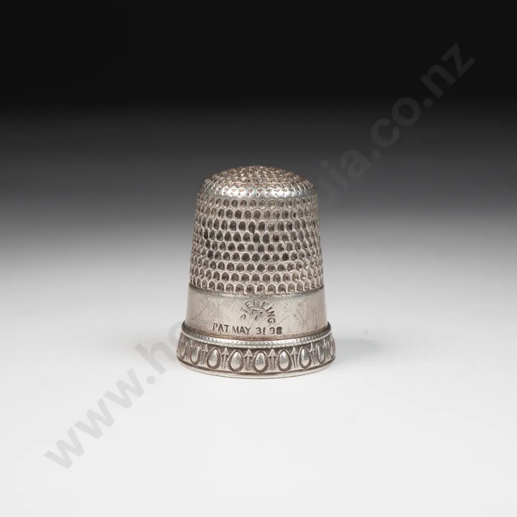 Sterling Silver Simons & Co Thimble - Patent 3/1/98 Image 1++