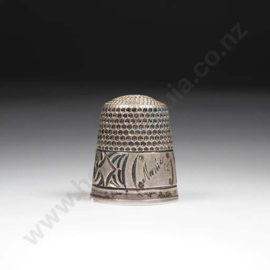 Antique Sterling Silver Fancy Simons Brothers Thimble w Diamond Motif Image 1++