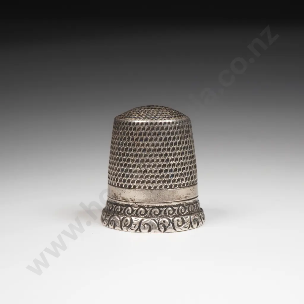 Sterling Silver Thimble w Star Mark - Probably Antique Waite Thresher Co Image 1++