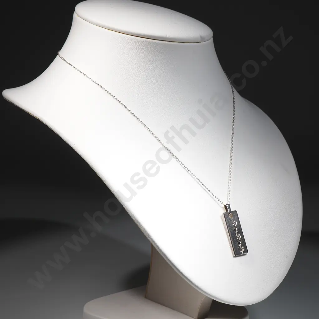 Sterling Silver Ingot Set w Blue Stones On A Chain Image 1++