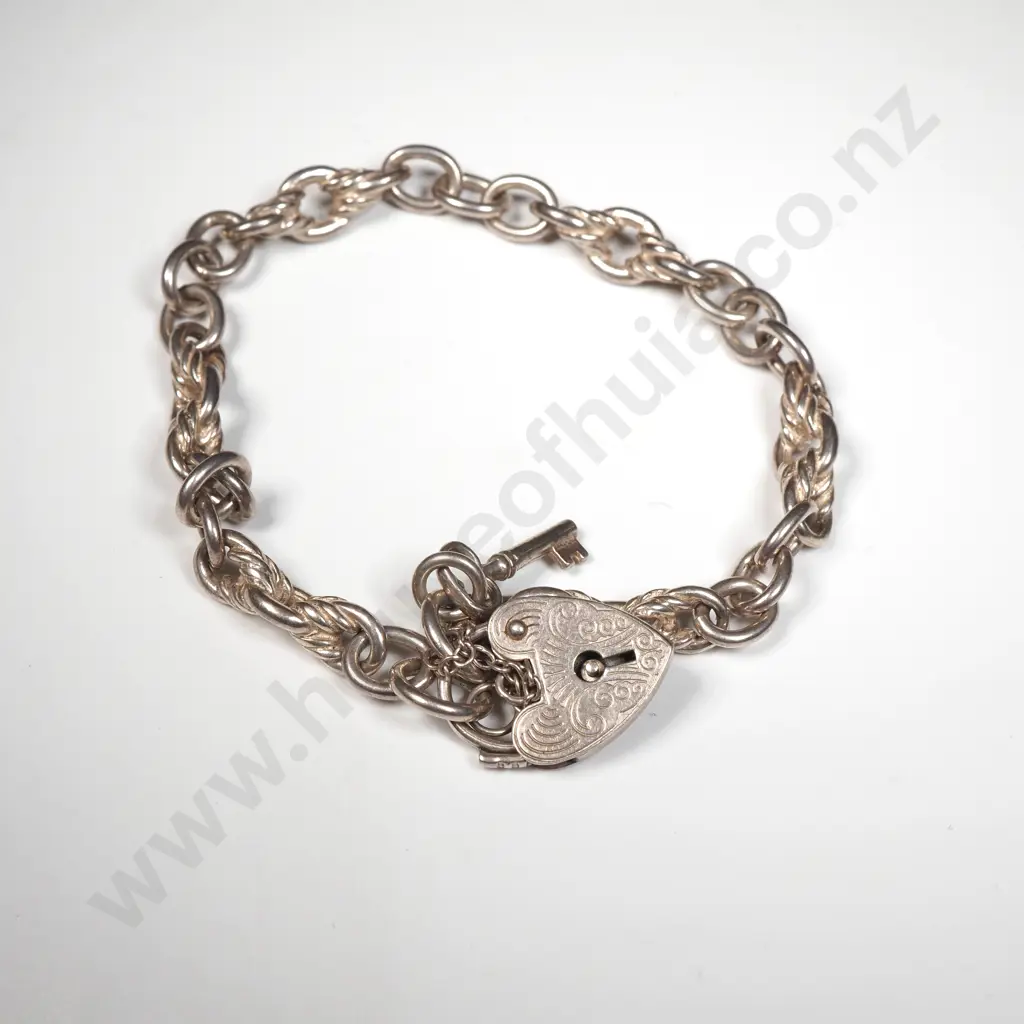 Sterling Silver Fancy Link Bracelet w Heart Locket  Image 1++