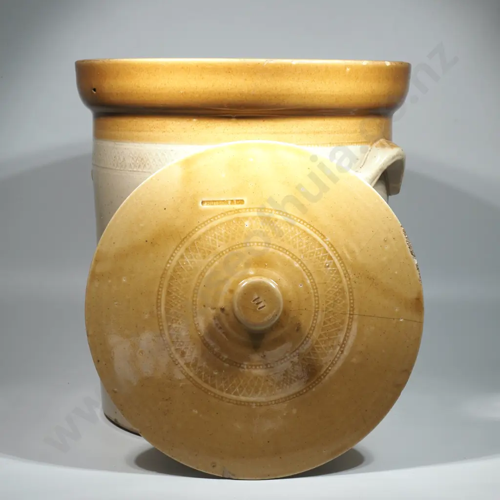 Two Tone Peter Hutson and Co Two Tone Lidded Crock ;  Circa 1920; New Zealand Image 1++