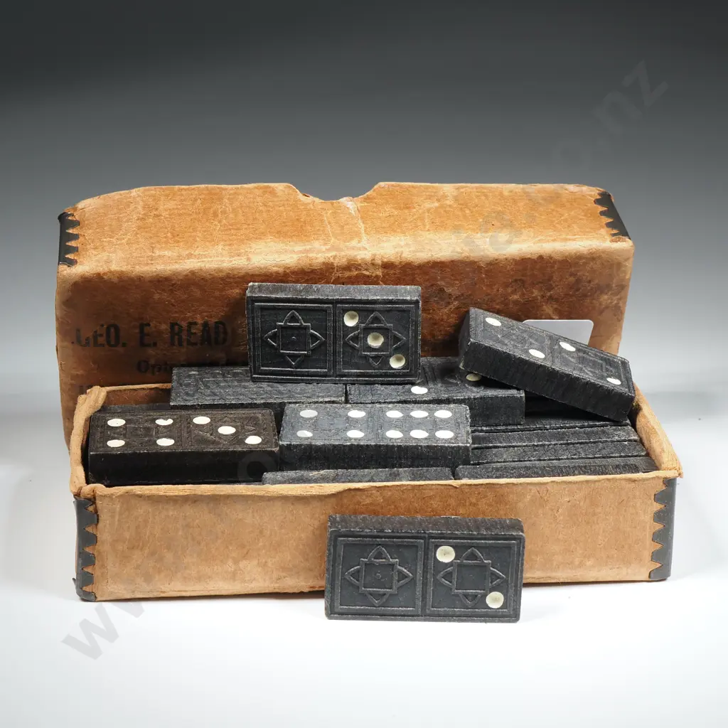 Vintage Box Of Dominoes Image 1++