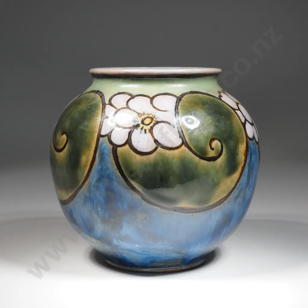 Doulton Lambeth  Arts & Craft Style Ovoid Vase Inscribed W Initials FJ (Florrie Jones) Image 1++