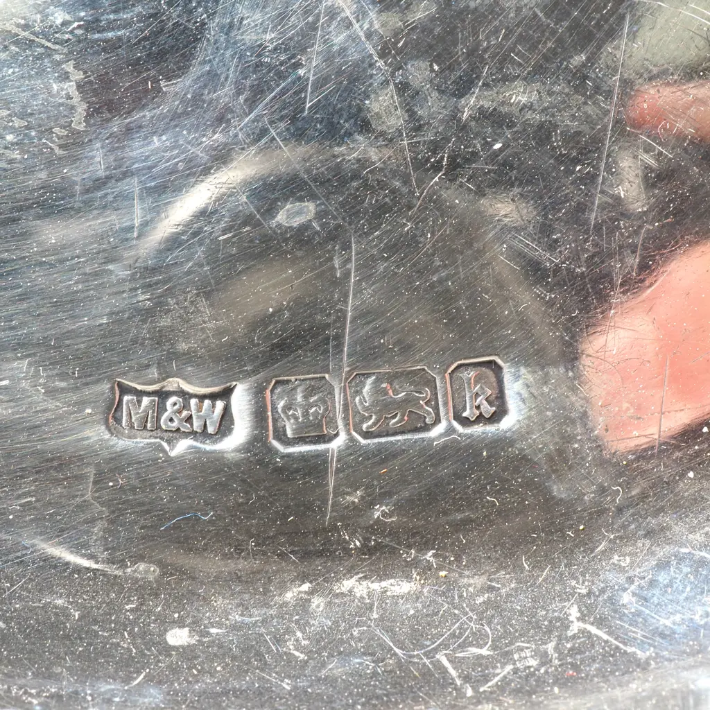 Sterling Silver Basket With Pierced Work Rim. Mappin & Webb. Sheffield 1902  Image 1++