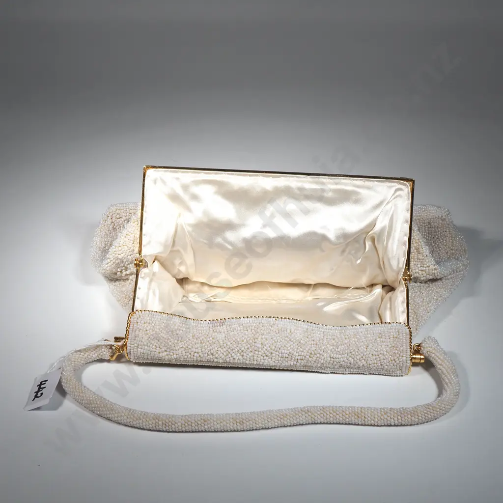 Vintage Japanese Ivory White Beaded Evening Bag  Image 1++