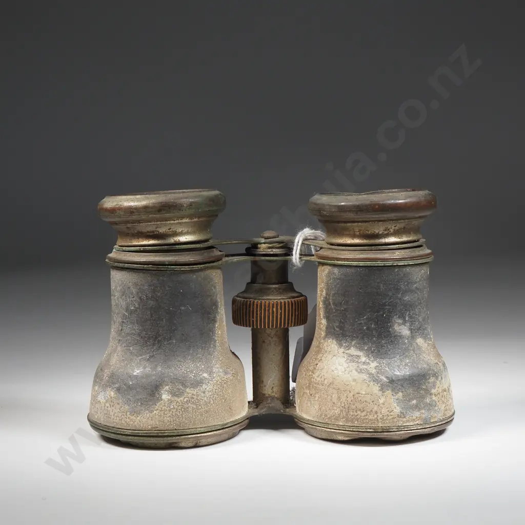 Pair Of Vintage Binoculars From the Le Jockey Club, Paris. In Poor Condition. Image 1++