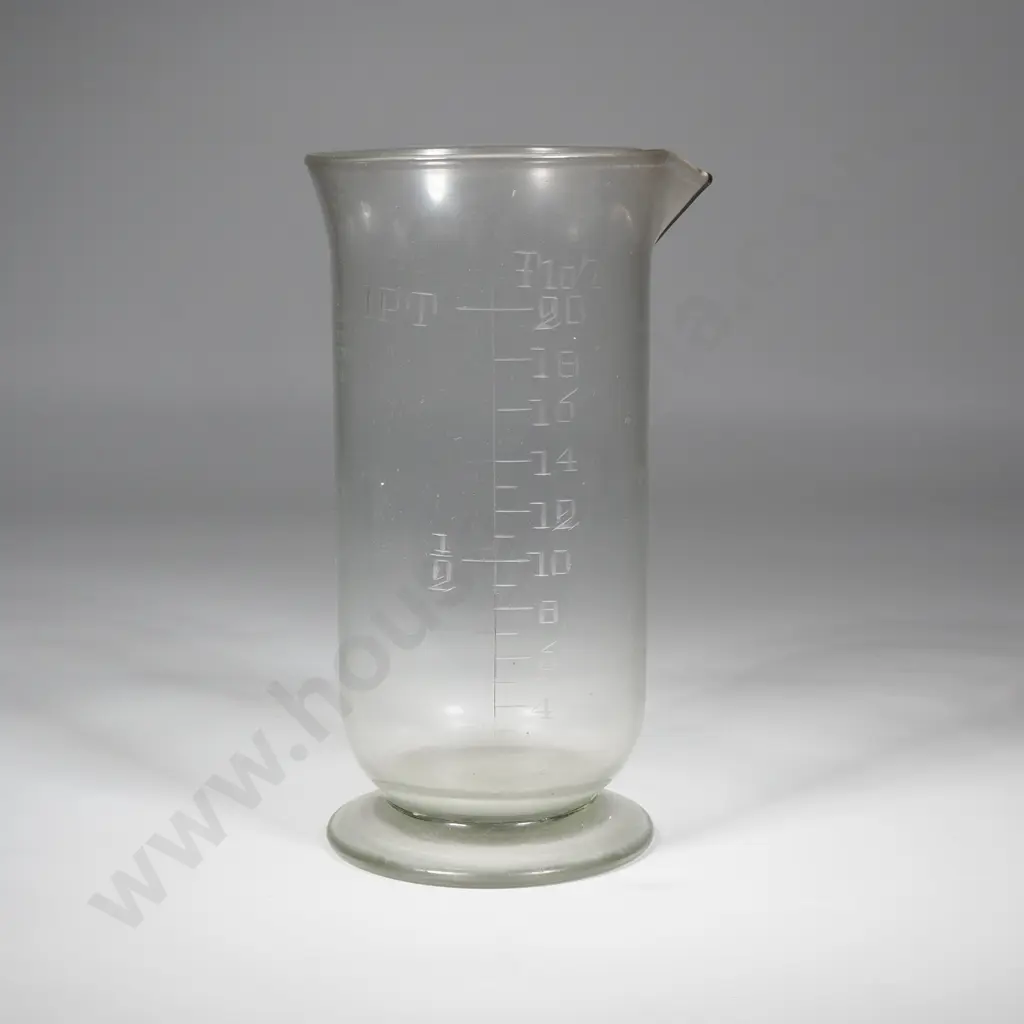 Vintage One Pint Glass Measuring Beaker With Spout. Possibly An Apothecary Vessel with Etched Measurements Image 1++