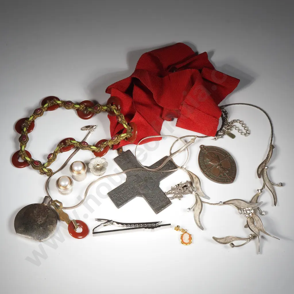 Quantity Of Jewellery To Include Carnelian & Brass Necklace, Sterling Silver Snake Chain, EP Snuff Perfume Bottle,  Image 1++