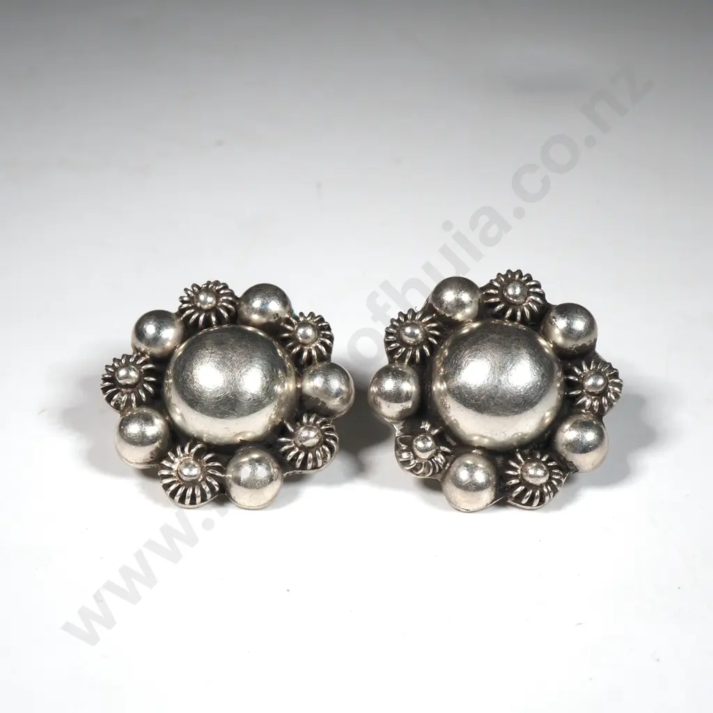 Vintage Mexico Taxco Modernist Dome Flower Earrings Image 1++