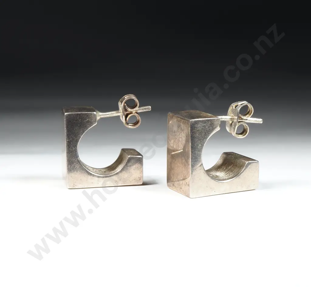 Sterling Silver Modernist Design Earrings Image 1++