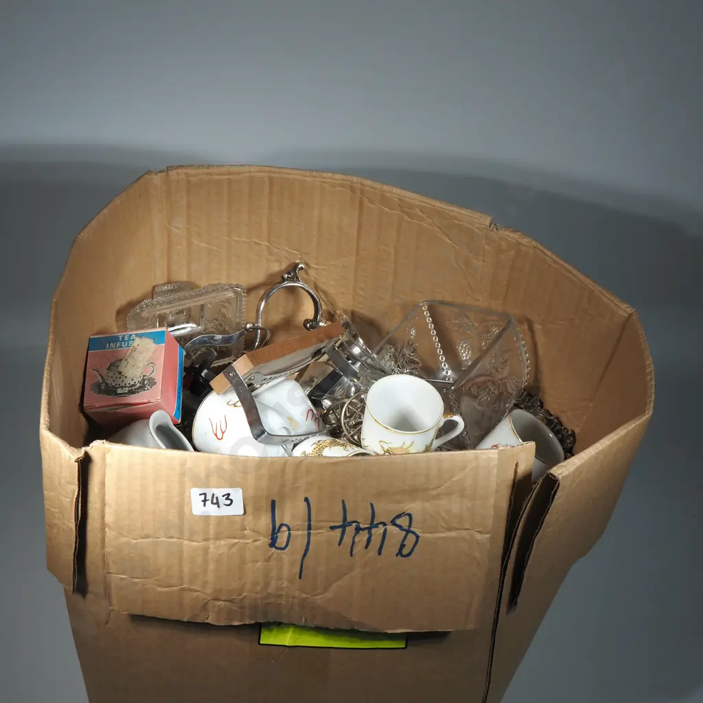 Box Containing Silver Plate, Including Two Salvers, Japanese Six Place Tea Set, Pressed Glass Cannister, R W Egg Coddler Image 1++