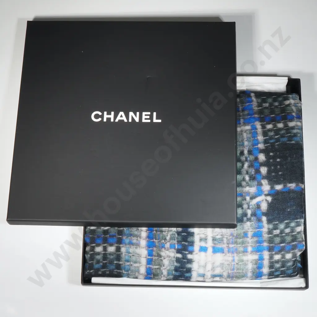 CHANEL Cashmere Shawl Image 1++