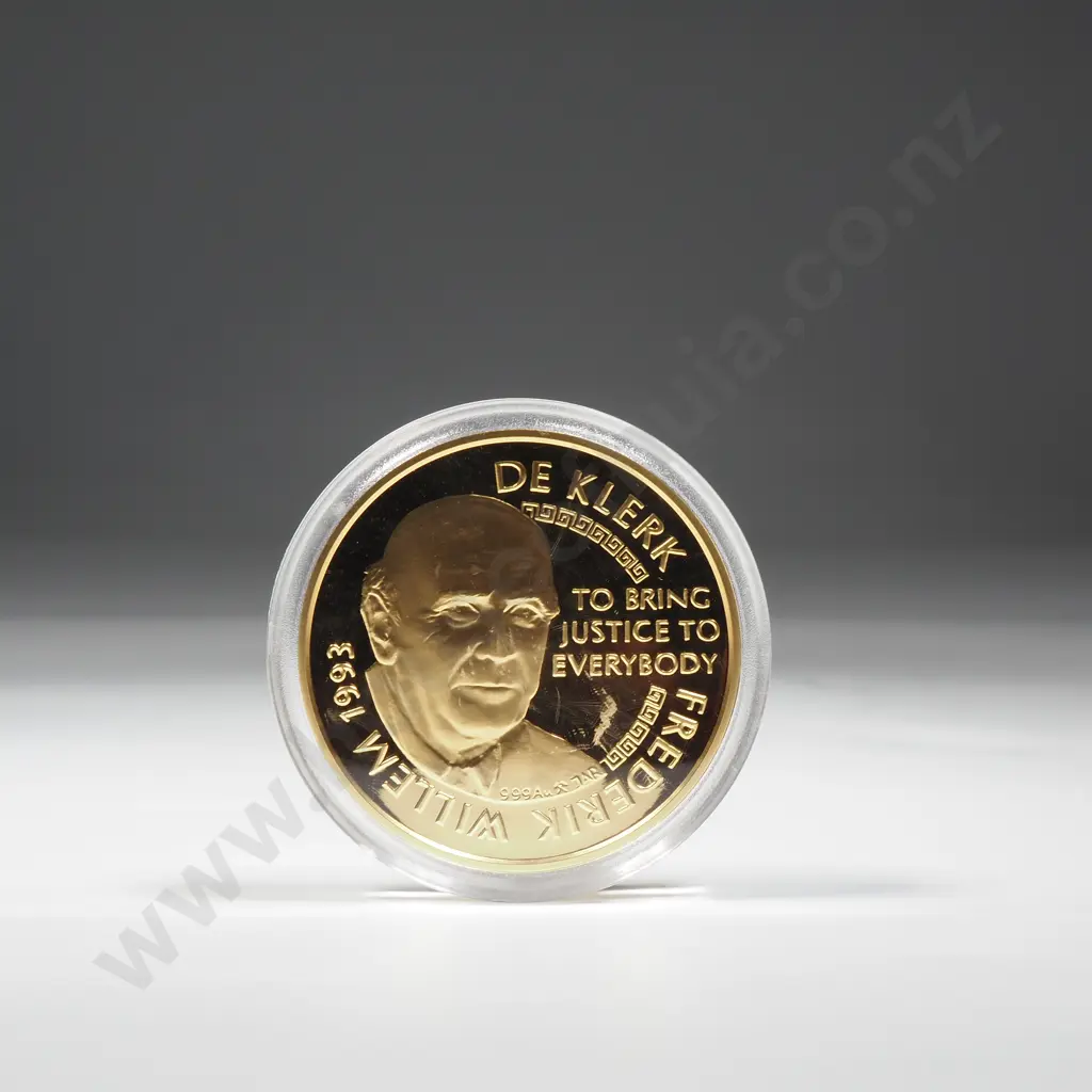 1993 South Africa One Ounce Gold Medallion - Nelson Mandel & F De Klerk Nobel Peach Laureates Image 1++