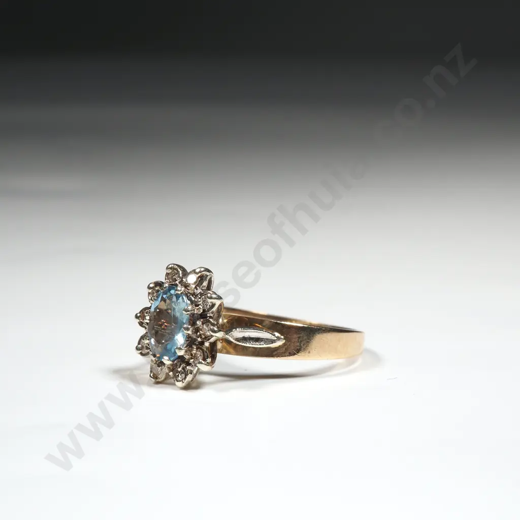9ct Gold Blue Stone Ring Image 1++