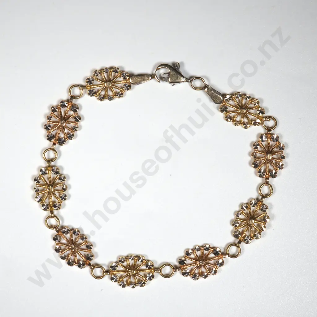 18ct Gold Bracelet w 9ct Gold Clasps Image 1++