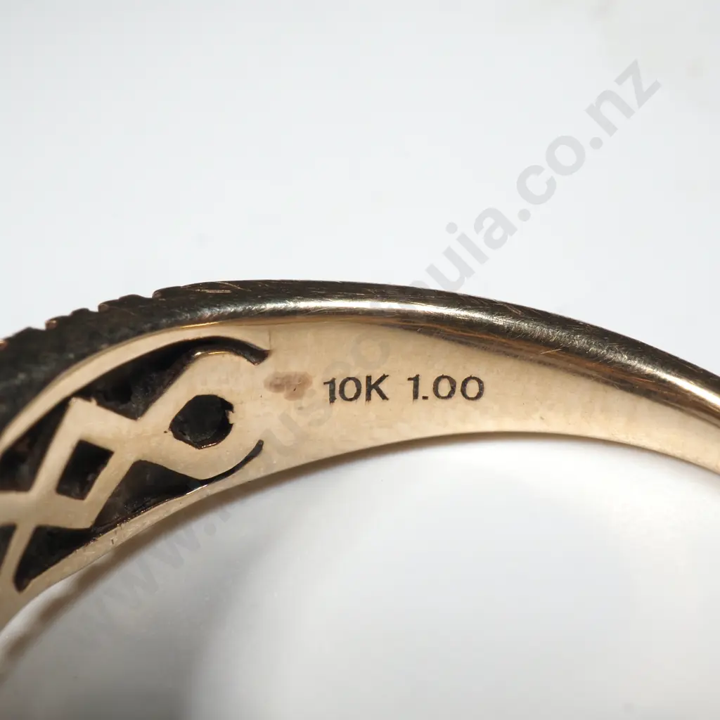 Sparkly 10ct Gold 1ct Diamond Ring Image 1++