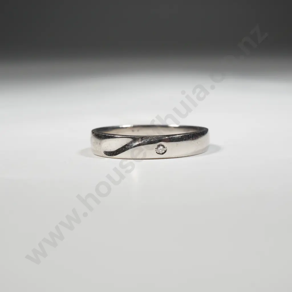 Platinum & Diamond Wedding Band Image 1++
