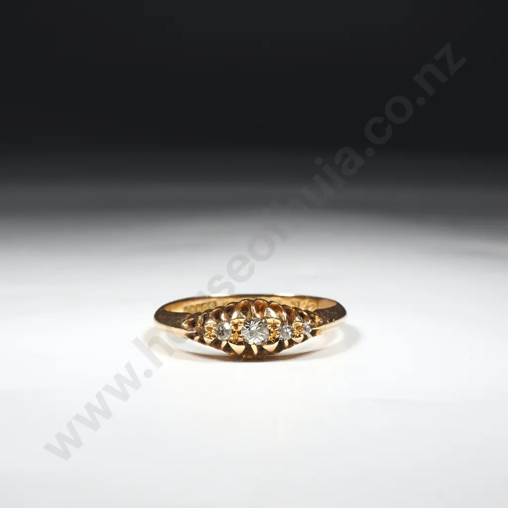 Stunning 18ct Gold Diamond Ring w English Hallmarks Image 1++