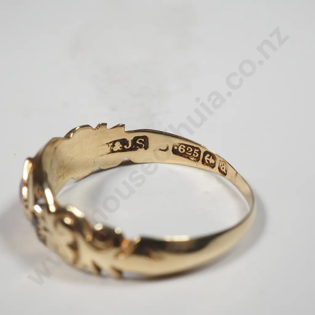 15ct Gold Red Gem Ring w Diamonds Image 1++