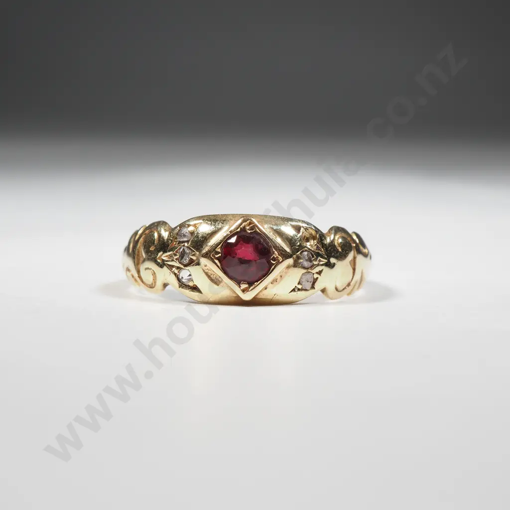 15ct Gold Red Gem Ring w Diamonds Image 1++